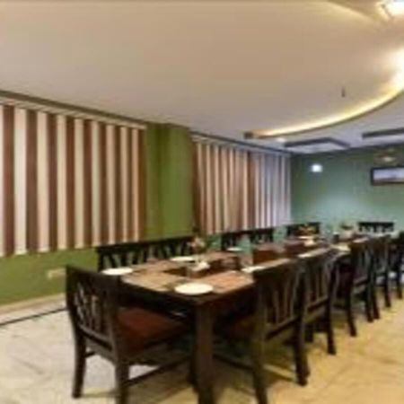 Hotel Chanakya Agra  Extérieur photo