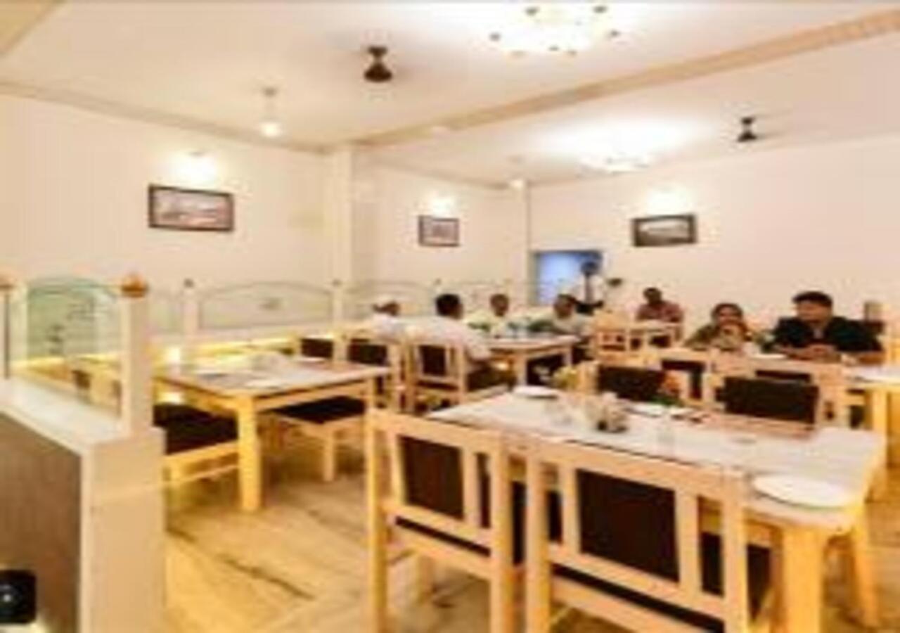 Hotel Chanakya Agra  Extérieur photo