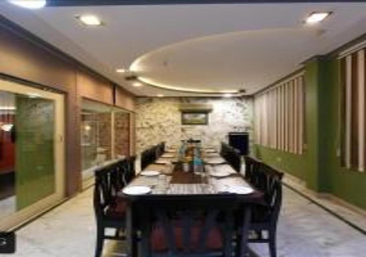 Hotel Chanakya Agra  Extérieur photo