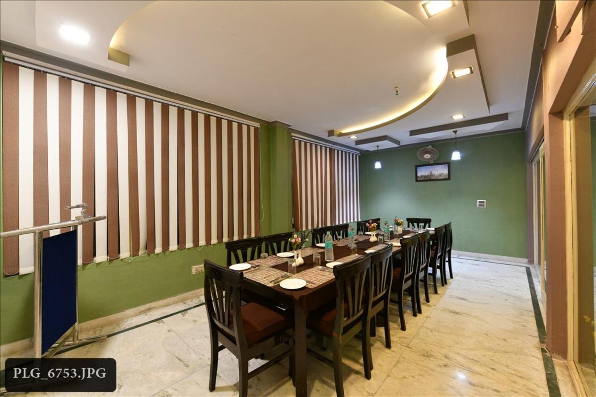 Hotel Chanakya Agra  Extérieur photo