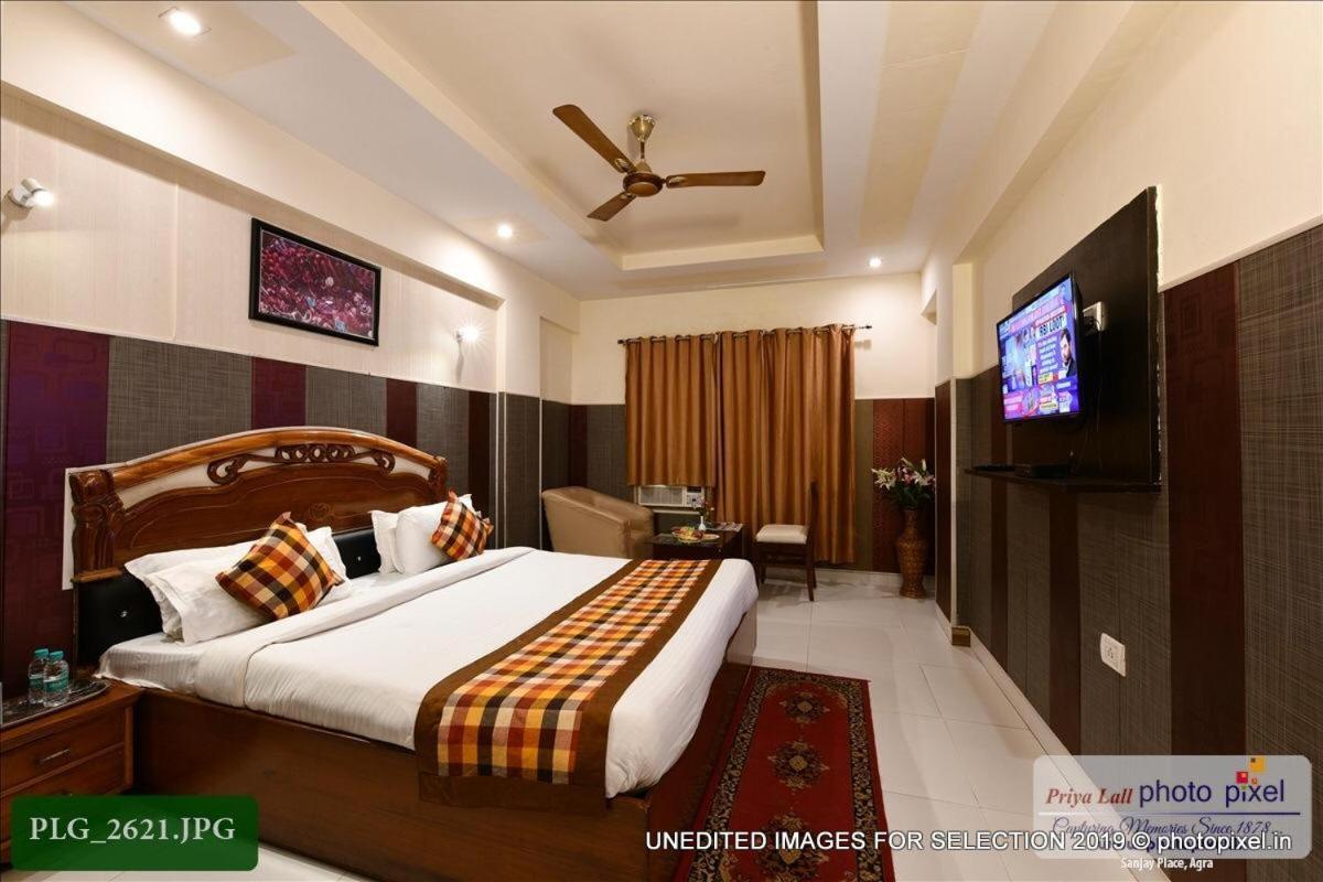 Hotel Chanakya Agra  Extérieur photo