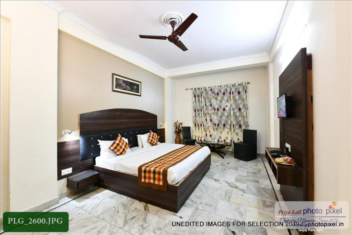 Hotel Chanakya Agra  Extérieur photo