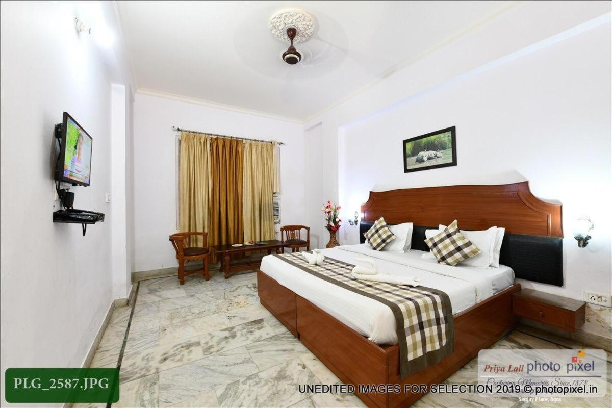 Hotel Chanakya Agra  Extérieur photo